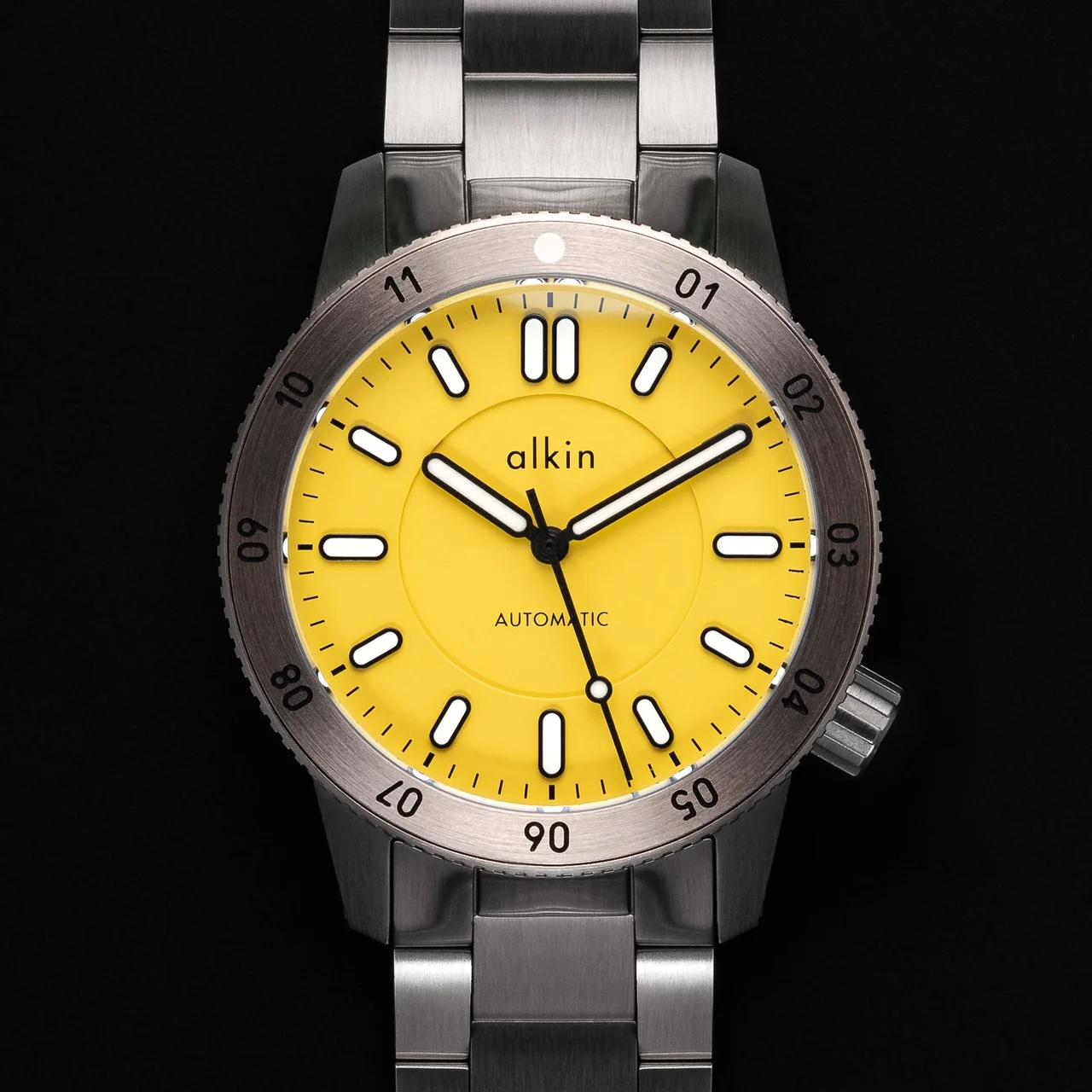 alkinwatches Model Three Dual Time - Yellow Dial / SS Case 41 mm kol saati