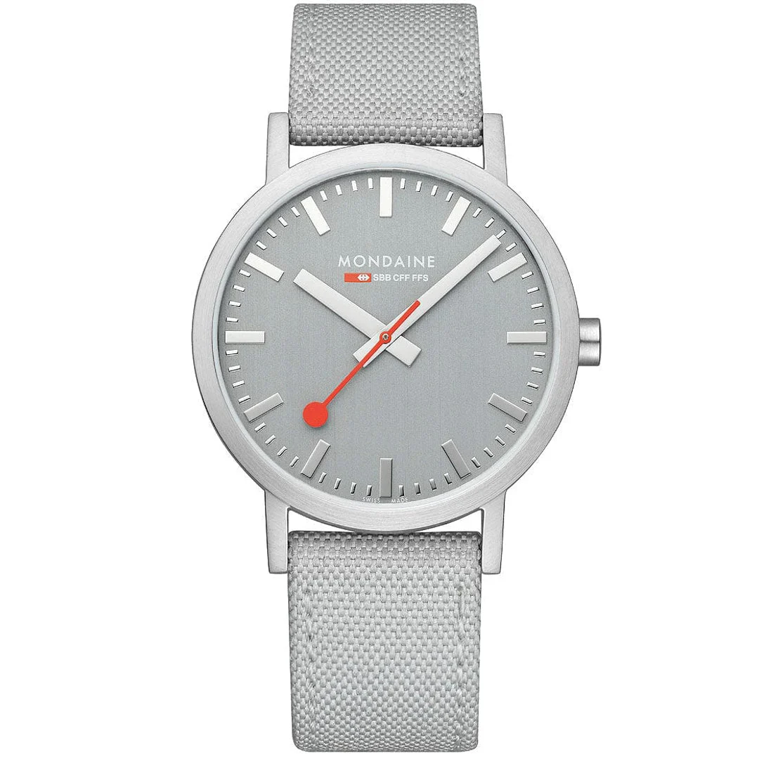 Mondaine Classic A660.30360.80SBH 40 mm kol saati