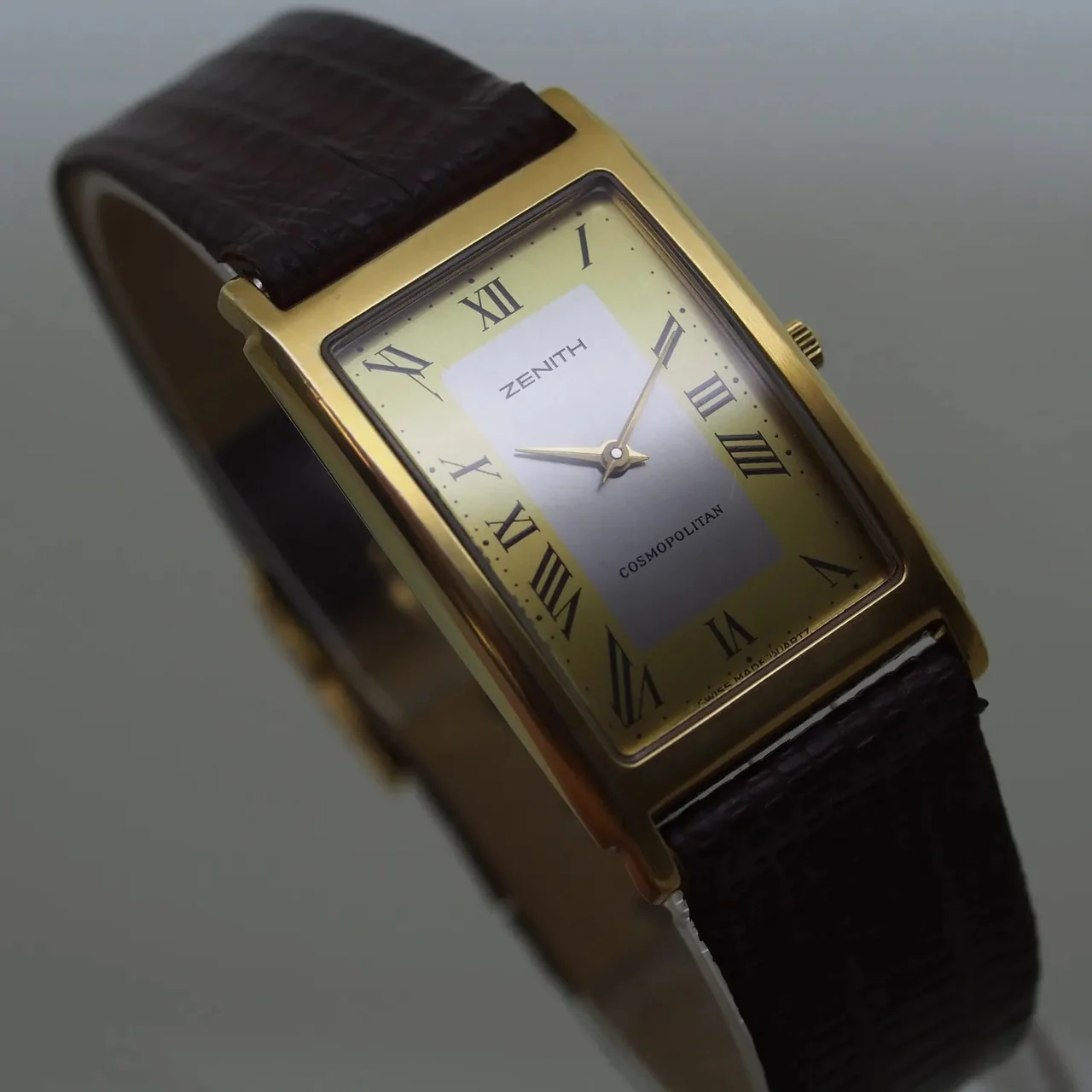 Zenith Cosmopolitan 24.0590.570 33 mm kol saati
