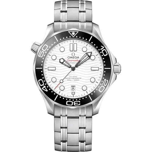 OMEGA Seamaster Diver 300M "The Great White" 210.30.42.20.04.001 42 mm kol saati