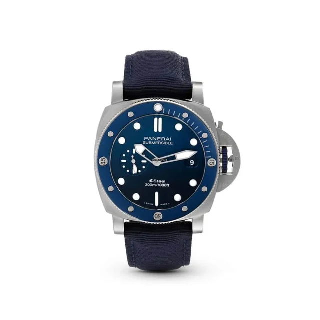 Panerai Submersible J74621 kol saati