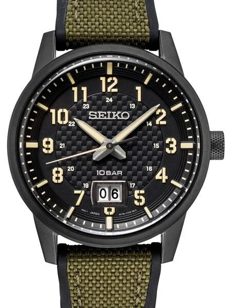 Seiko Big Date Quartz Sport Watch with Carbon Fiber Style Dial #SUR325 41 mm kol saati
