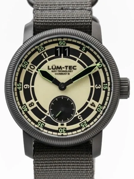 Lum Tec Lum-Tec Combat 43mm Watch with a Luminous Dial and Dome Sapphire Crystal #B47Max 43 mm kol saati