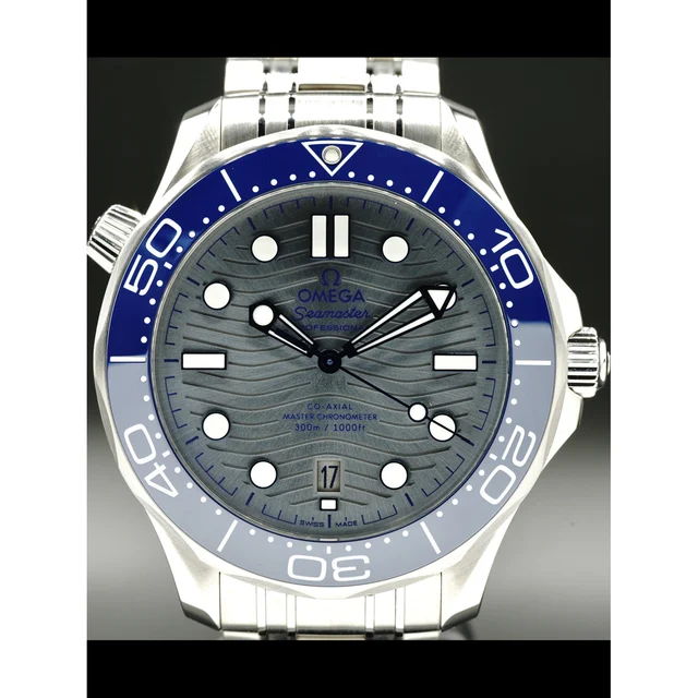 OMEGA Seamaster Diver 300M Co-Axial Master Chronometer on Bracelet 210.30.42.20.06.001 210
