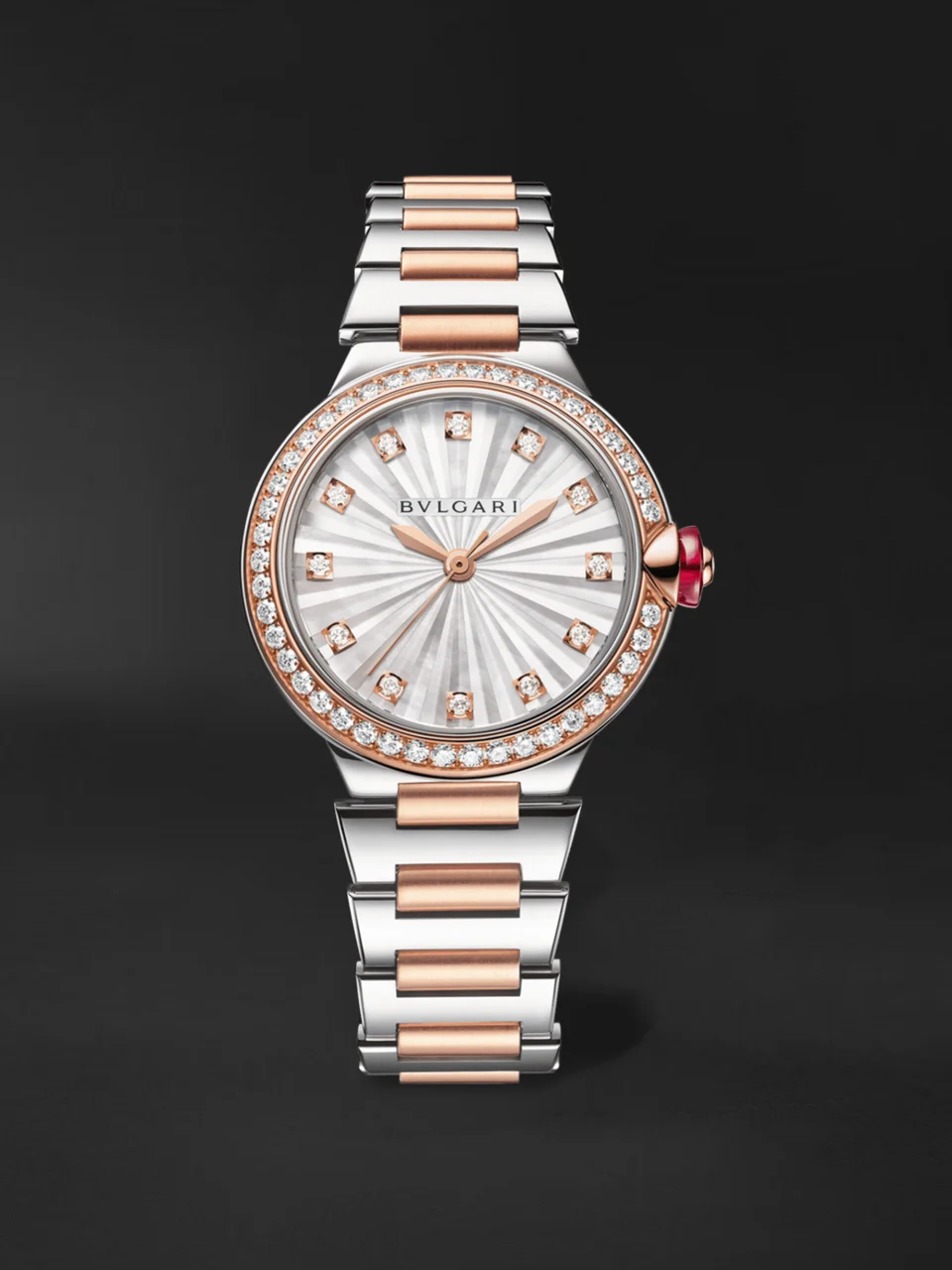 Bulgari Lvcea 103825 33 mm kol saati