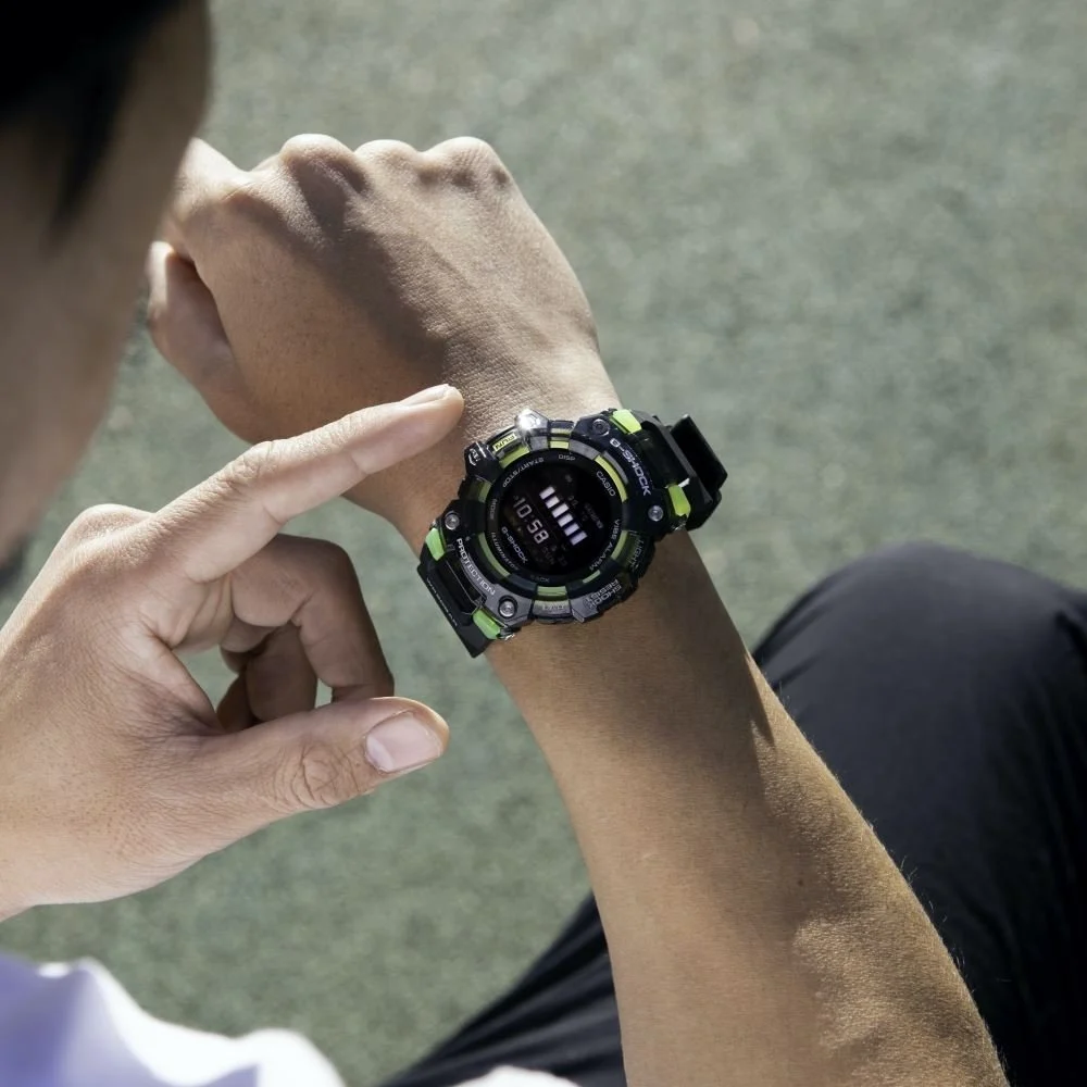 Casio G-shock G-squad GBD-100SM-1DR 49.3 mm kol saati