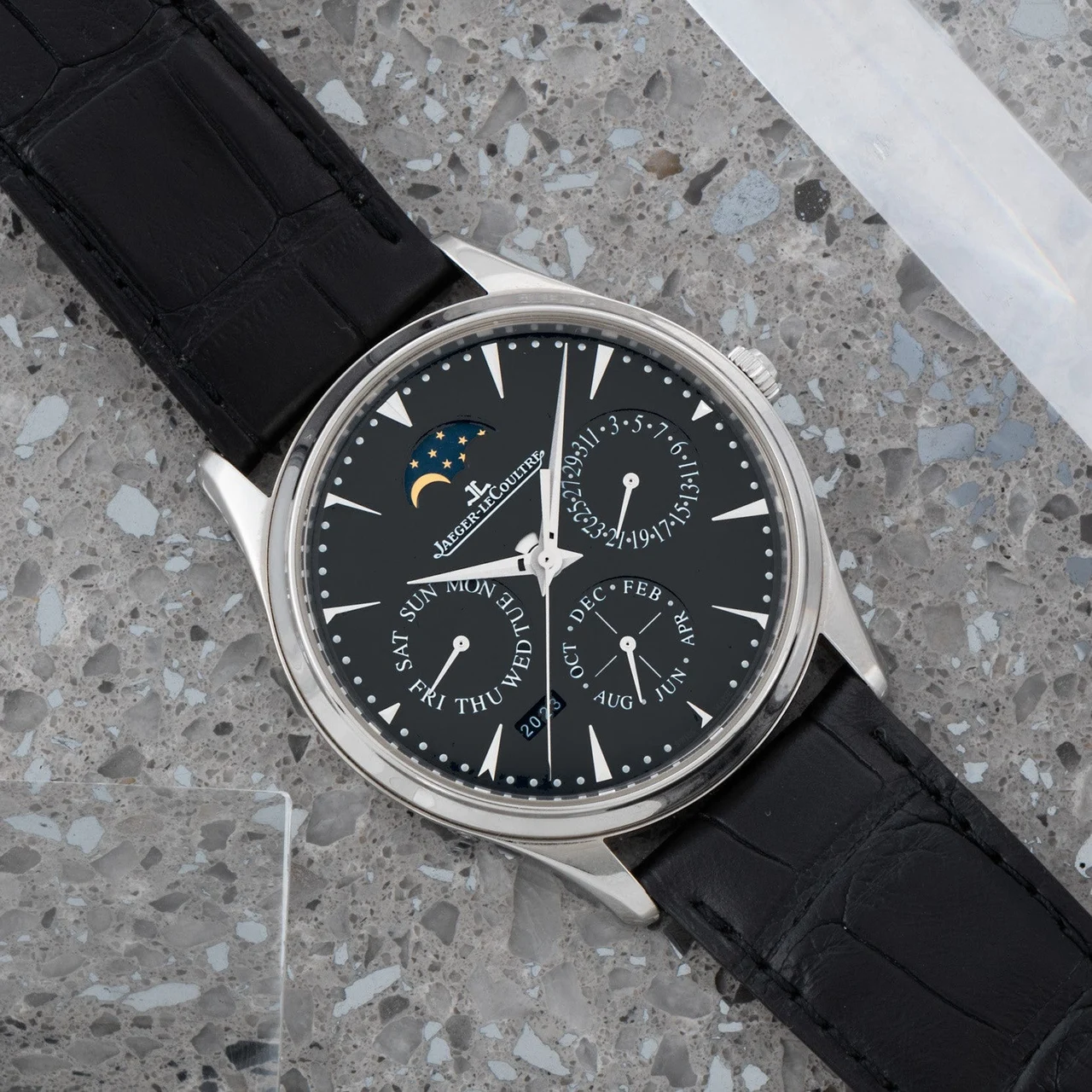 Jaeger-Lecoultre Master Ultra Thin 40980057 39 mm kol saati