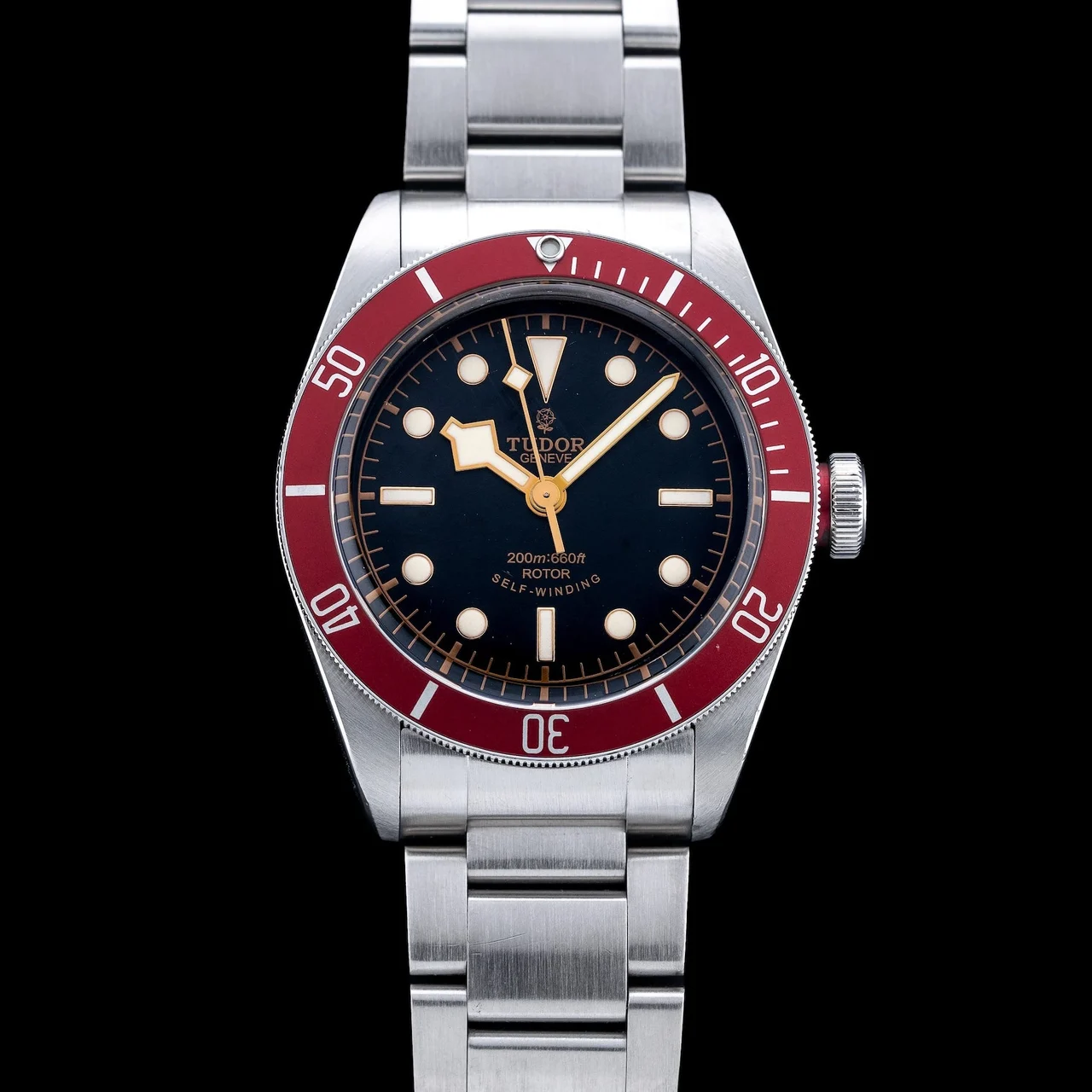 Tudor Black Bay Heritage M79220R 210009N43243 41 mm kol saati