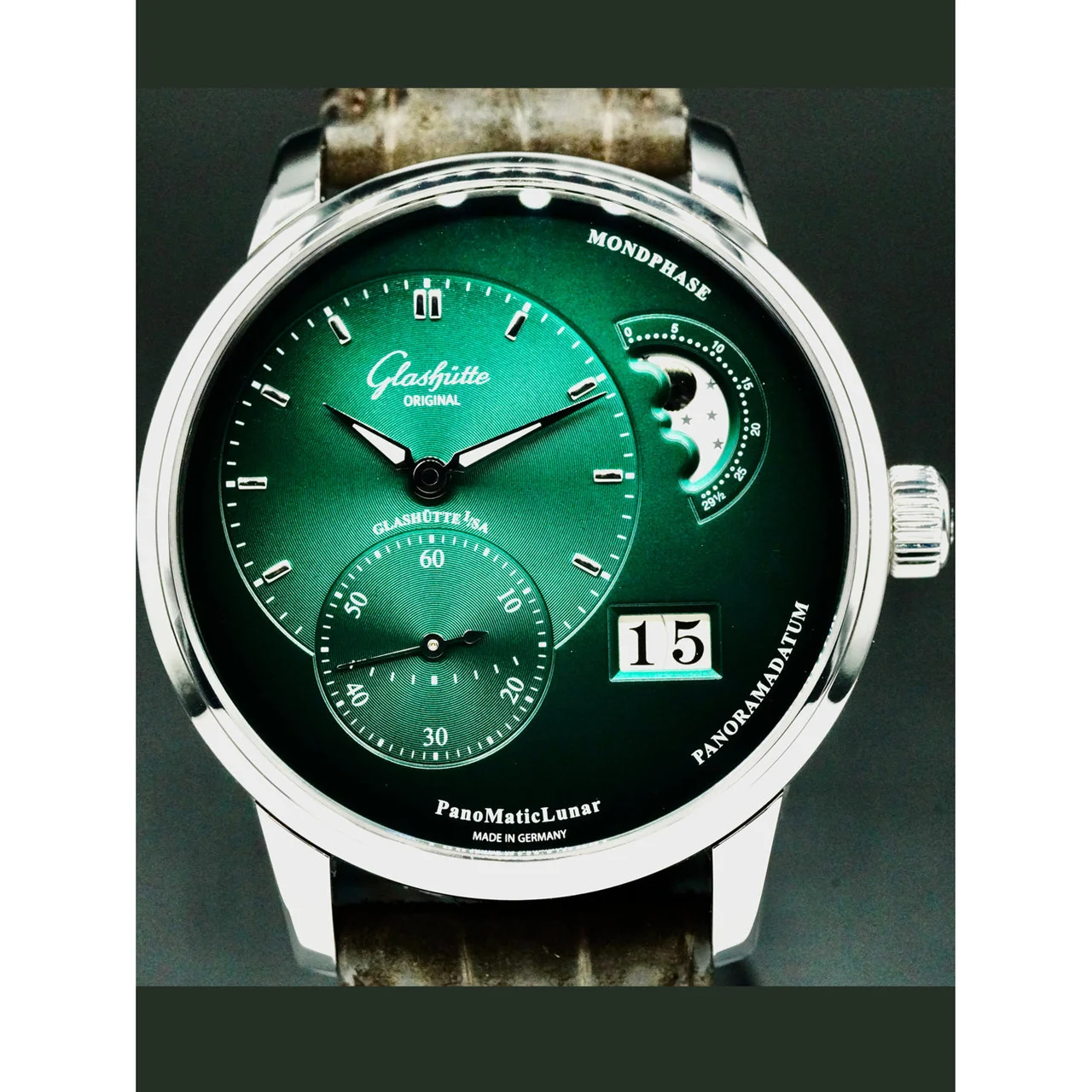 Glashutte Original Glashütte Original PanoMaticLunar Green Dial 1-90-02-13-32-31 210000042056 40 mm kol saati