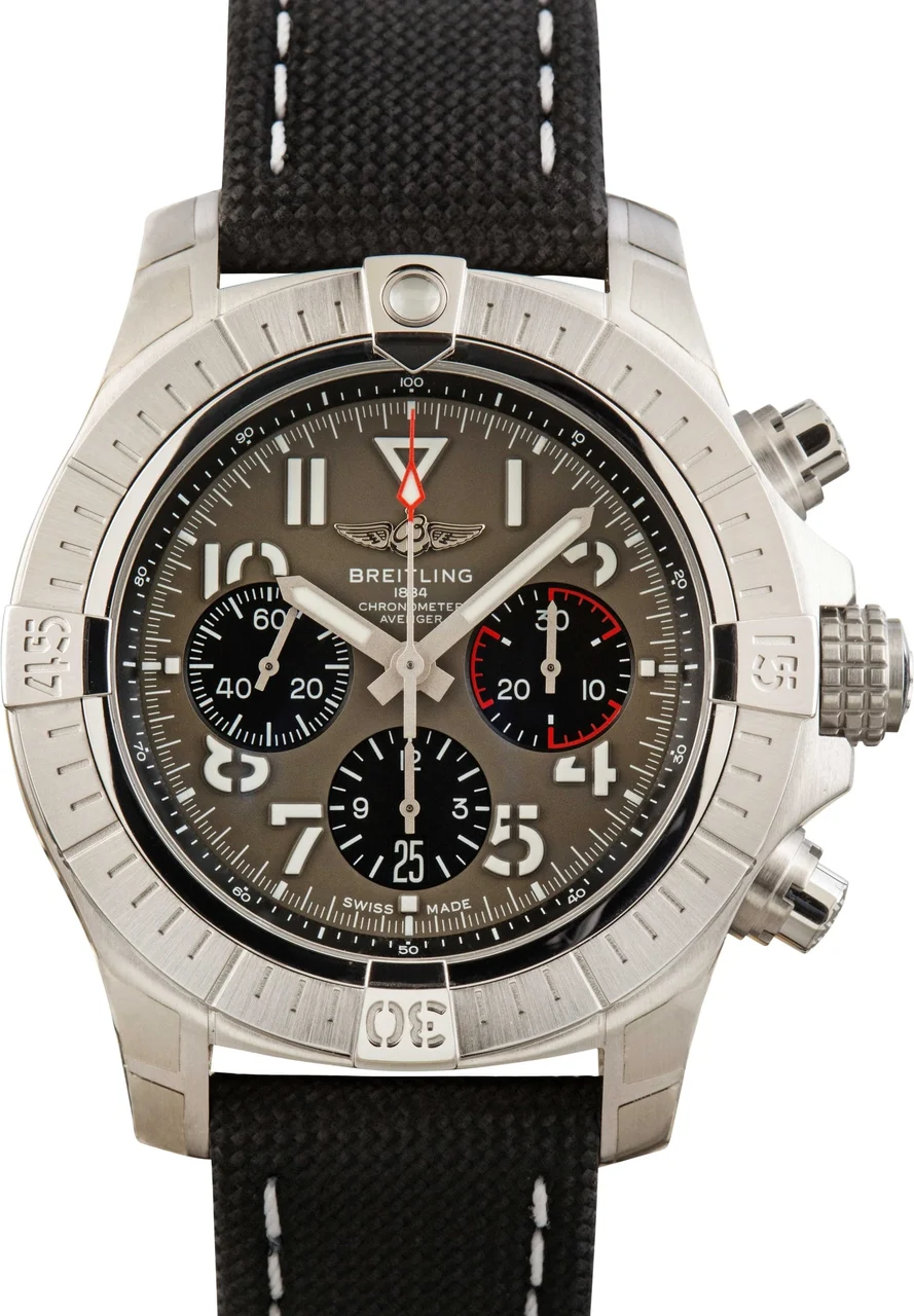 Breitling Avenger B01 Chronograph 45 Anthracite Dial AB01821A1B1X2 45 mm kol saati