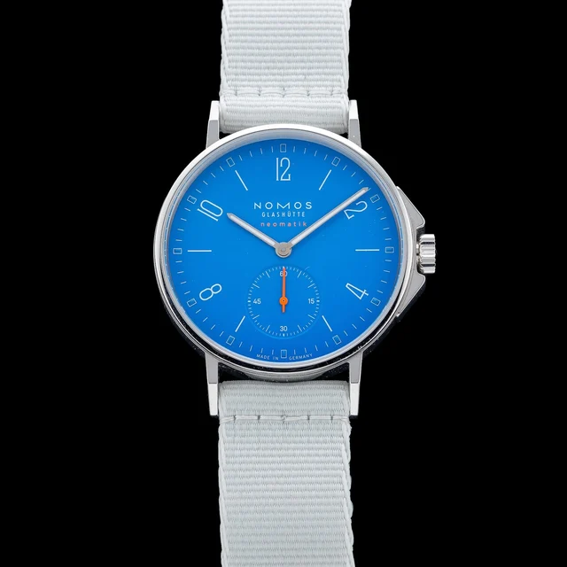 NOMOS Glashütte Ahoi Neomatik Siren Blue 562 210009N39534 kol saati