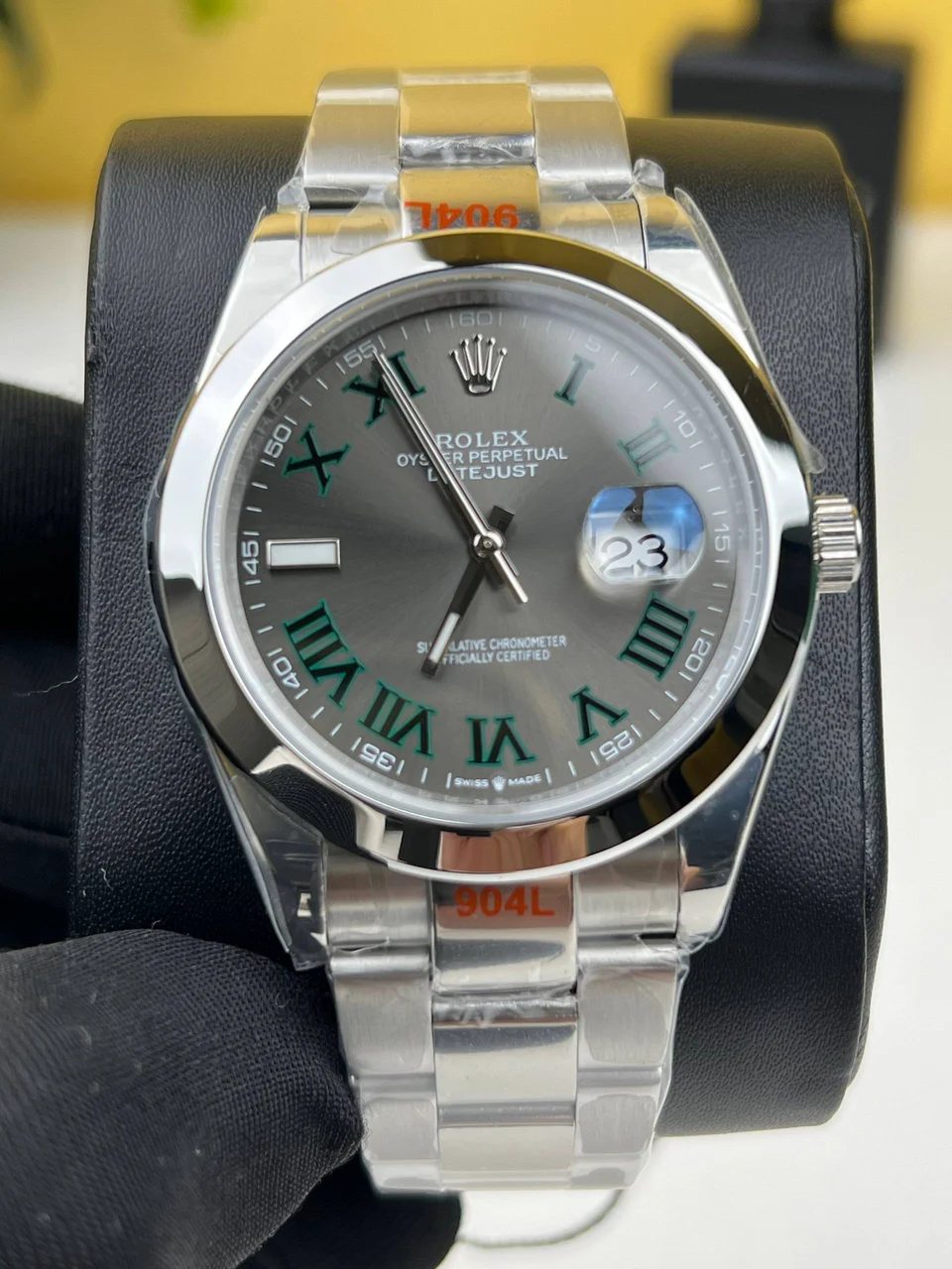 Rolex Date Just Grey Dial Wimbledon Oyster 41mm – Automatic 41 mm kol saati