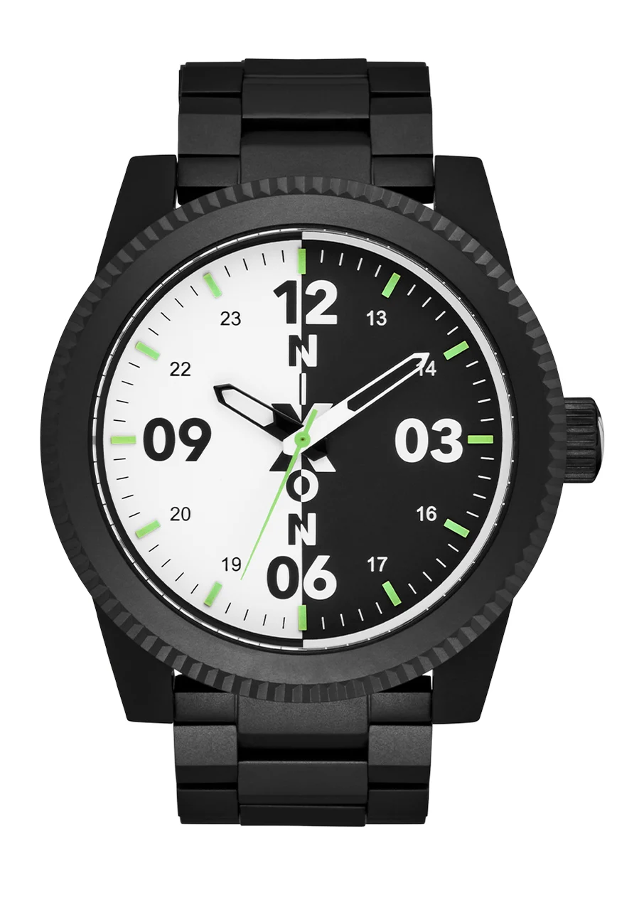 Nixon US Corporal Stainless Steel - Black / White / Black A346-2052-00 48 mm kol saati