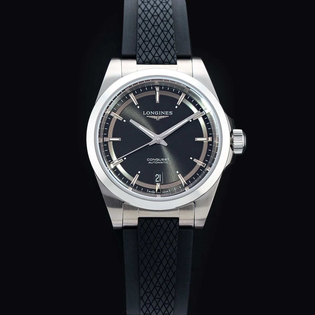 Longines Conquest Black Dial 38mm 210009N33464 38 mm kol saati