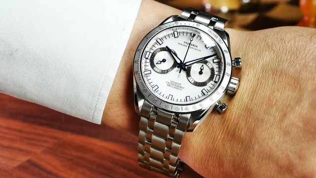 Viqueriawatches Levante – Silverstone White kol saati
