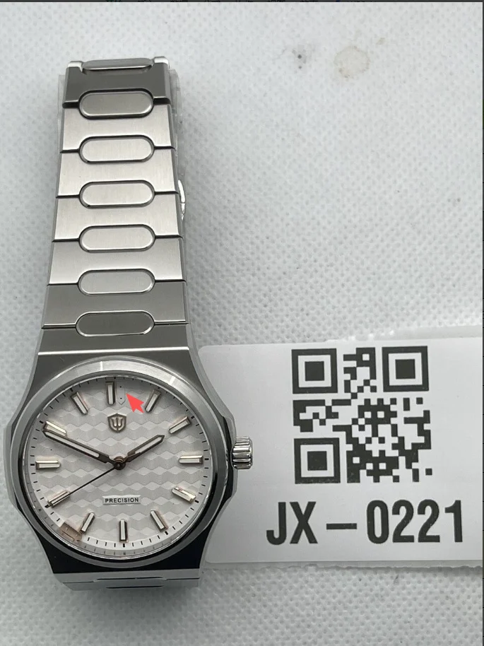 Watchdives Premier WD0016B Square-Block Faceted Dial Original Design us-pre-owned-watchdives-premier-wd0016b-square-block-faceted-original-design-watch 44.2 mm kol saati
