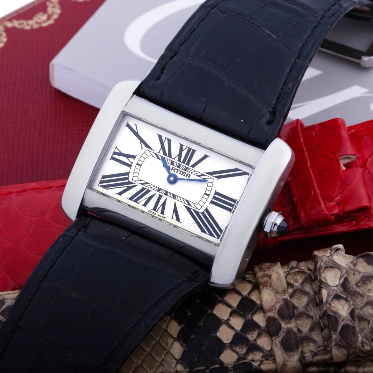 Cartier Switzerland 2600 kol saati