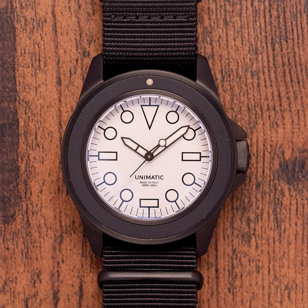 Unimatic Modello Uno U1-DWN 42 mm kol saati