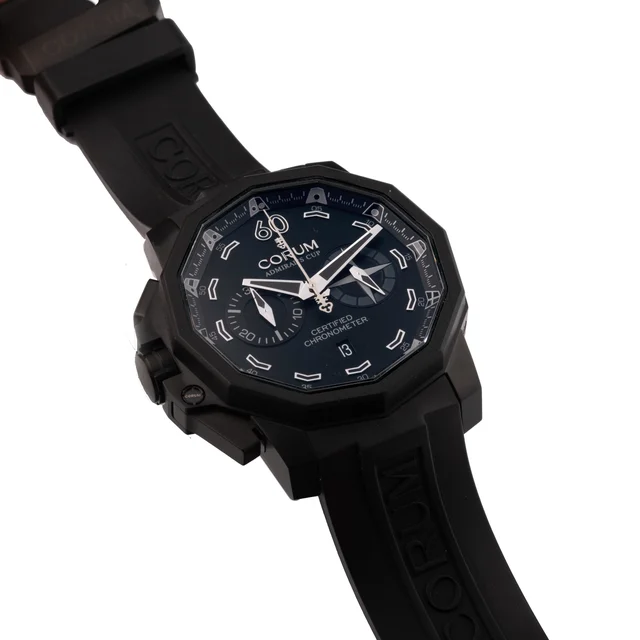 Corum Switzerland 753.231.95.0371.AN13 kol saati