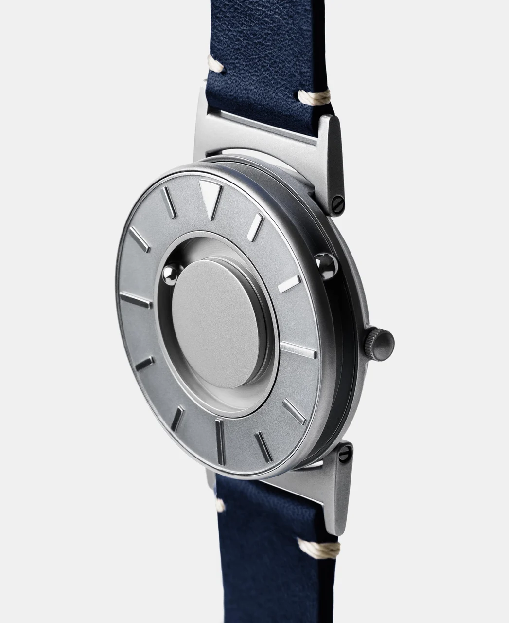Eone Eone BR-VO-L-OC 40 mm kol saati