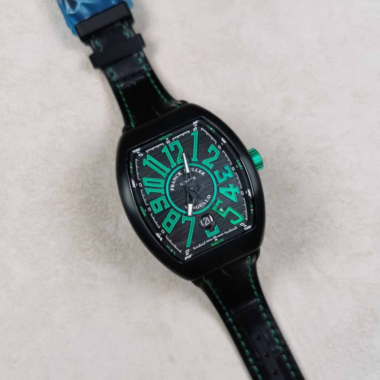 Franck Muller Vanguard titanium case with green color 45 mm kol saati