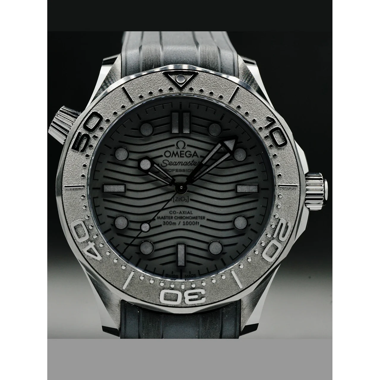 OMEGA Seamaster Diver 300 Black Ceramic Black Dial 210000058757 43.5 mm kol saati
