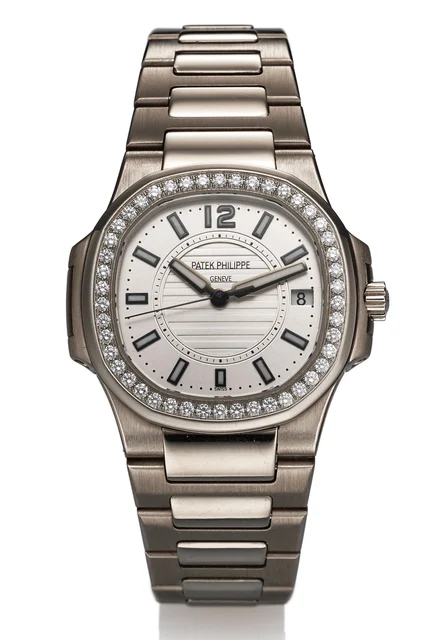 Patek Philippe PATEK PHILIPPE, REF. 7010 NAUTILUS QUARTZ kol saati