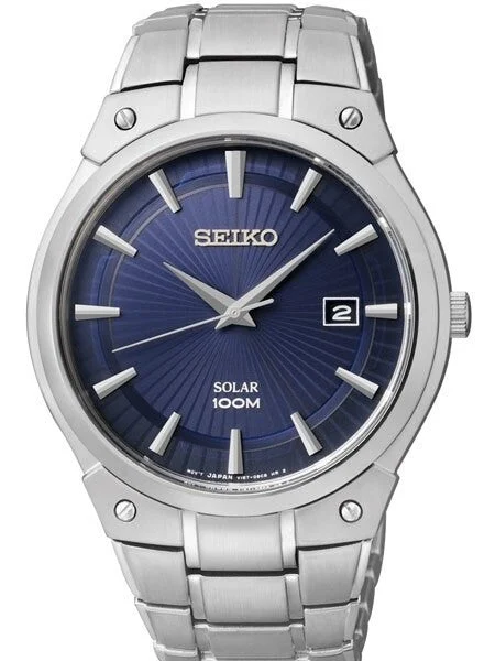 Seiko Core Series Solar Watch with 41mm Stainless Steel Case and Bracelet #SNE323 41 mm kol saati