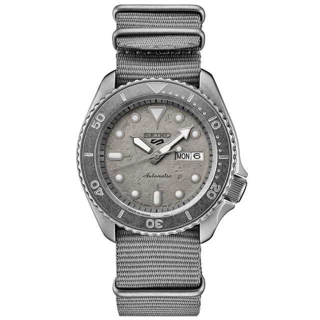 Seiko Sports 24-Jewel Automatic Watch with Grey Distressed Dial and Stone Washed Case #SRP