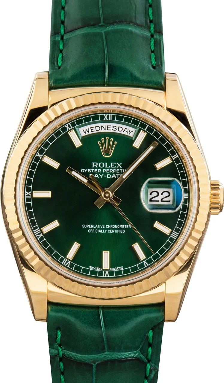 Rolex ROLEX REF. 118138, DAY-DATE, 18K YELLOW GOLD, GREEN DIAL, ORIGINAL SET WITH ITALIAN WARRANTY CARD, NOS WITH STICKERS kol saati