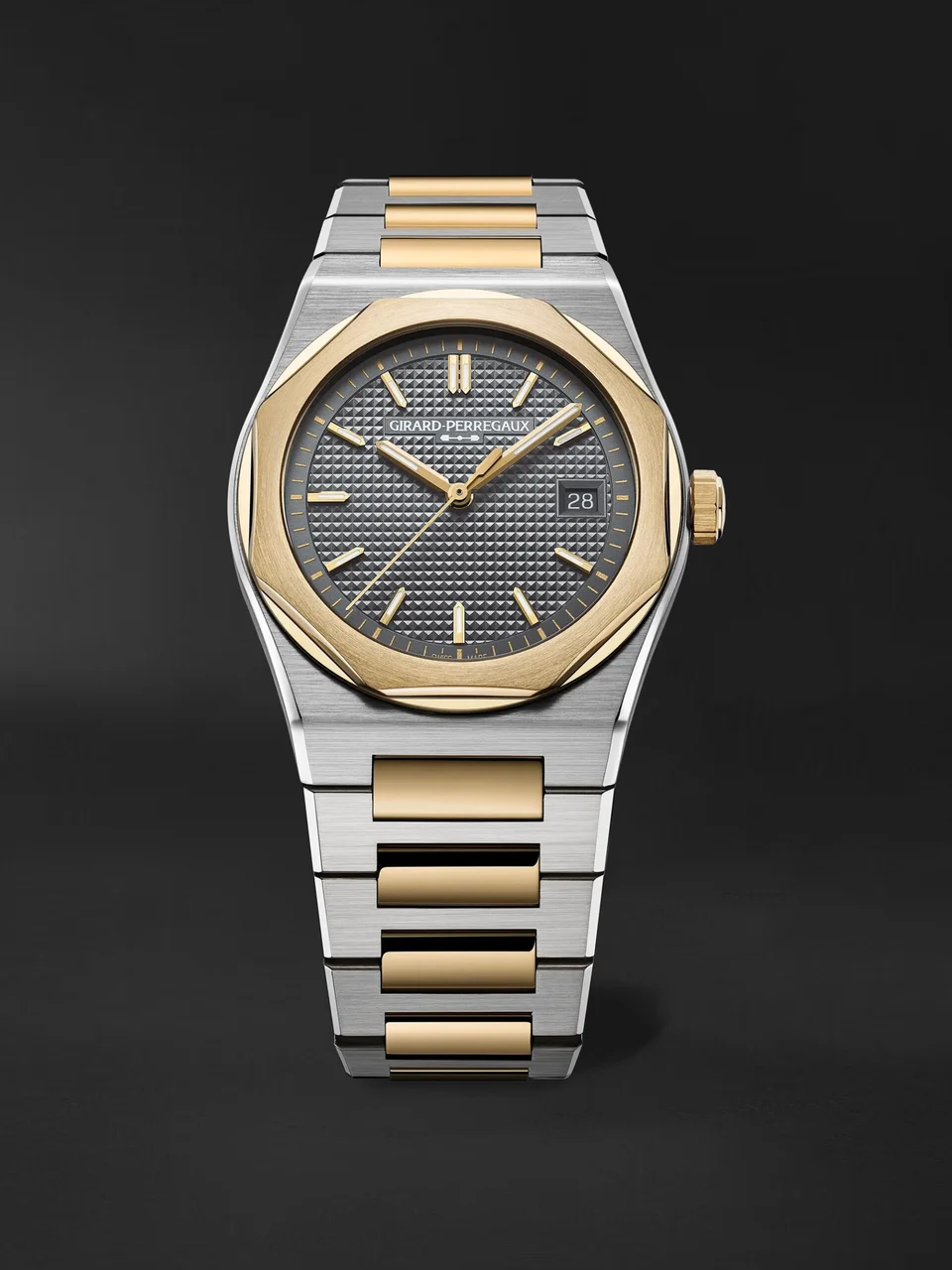 Girard-Perregaux Laureato FIFTY 81008-63-3412-1CM 39 mm kol saati