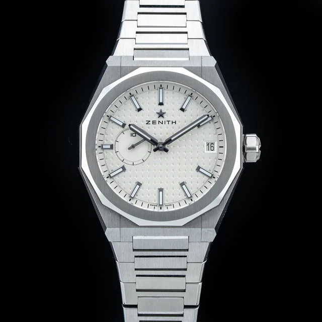 Zenith Defy Skyline 210009N35230 kol saati