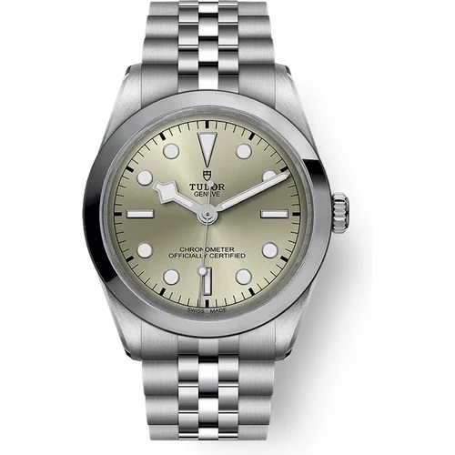 Tudor Black Bay One 36 M79640-0003 kol saati