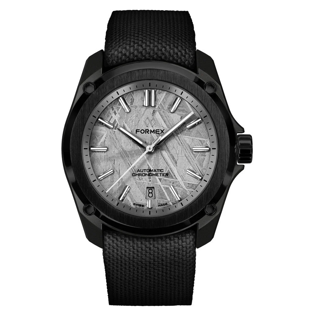 Formex Essence Leggera LIMITED EDITION Chronometer Carbon Case Watch with Meteorite Dial #0331.9.6399.811 kol saati