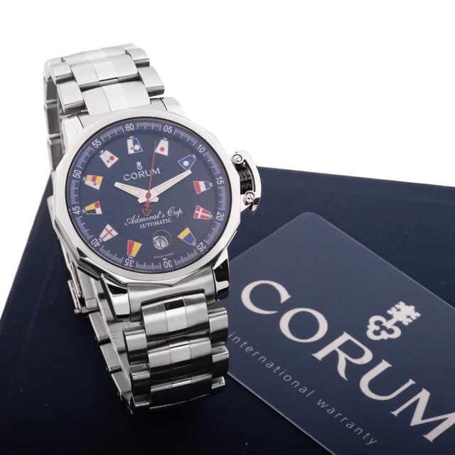 Corum Switzerland 082.833.20 kol saati