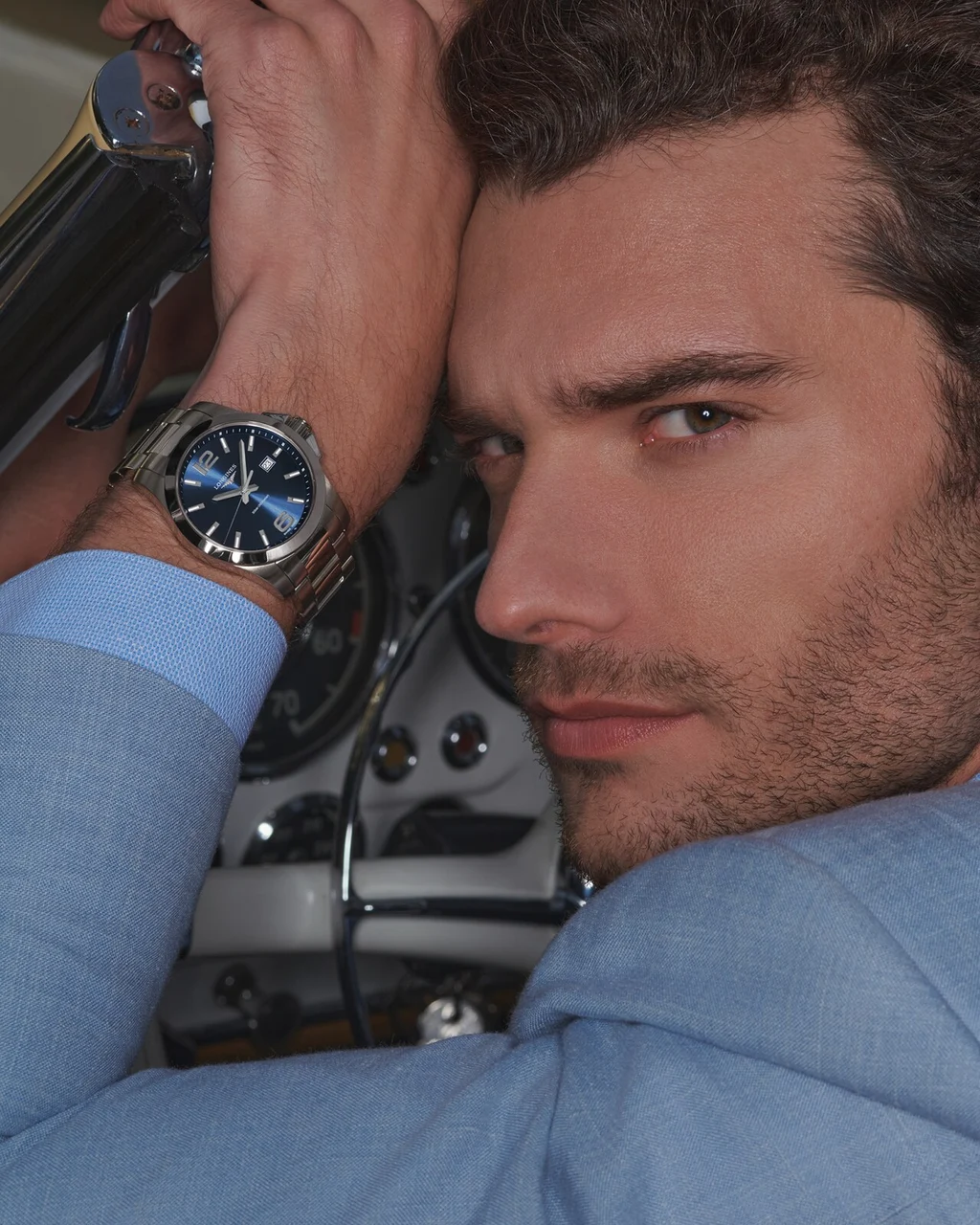 Longines Conquest L3.760.4.96.6 43 mm kol saati