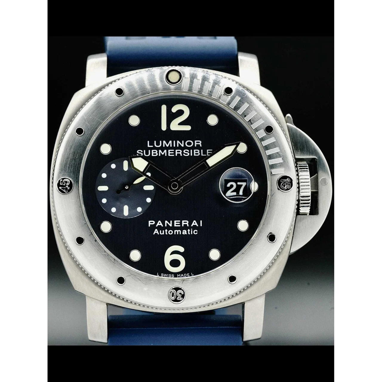 Panerai Luminor Submersible PAM00106 210000034012 44 mm kol saati