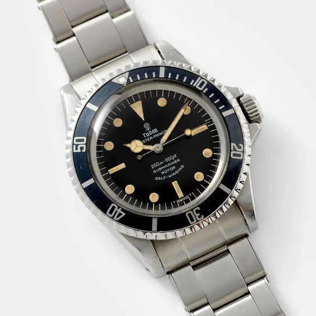 Tudor Submariner W-940 kol saati
