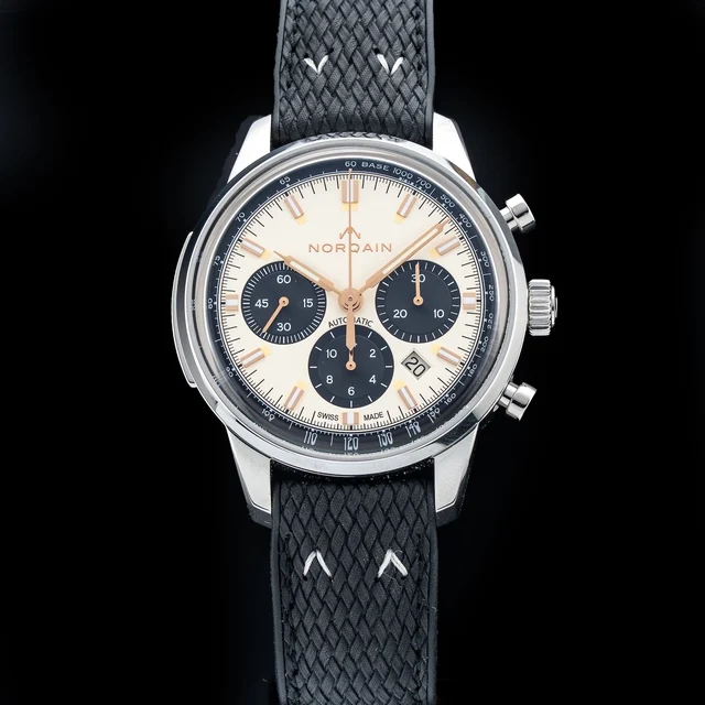 Norqain Freedom 60 Chronograph 43mm Limited Edition N2200.19S02.C01 210009N35275 kol saati