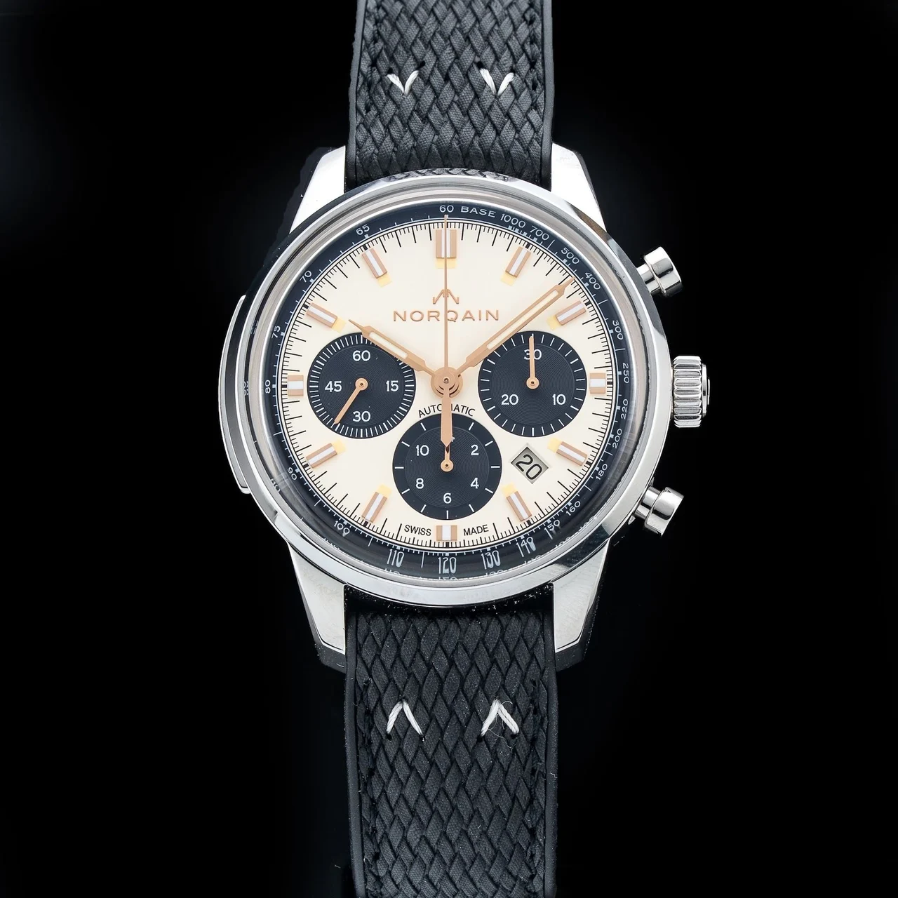 Norqain Freedom 60 Chronograph 43mm Limited Edition N2200.19S02.C01 210009N35275 43 mm kol saati