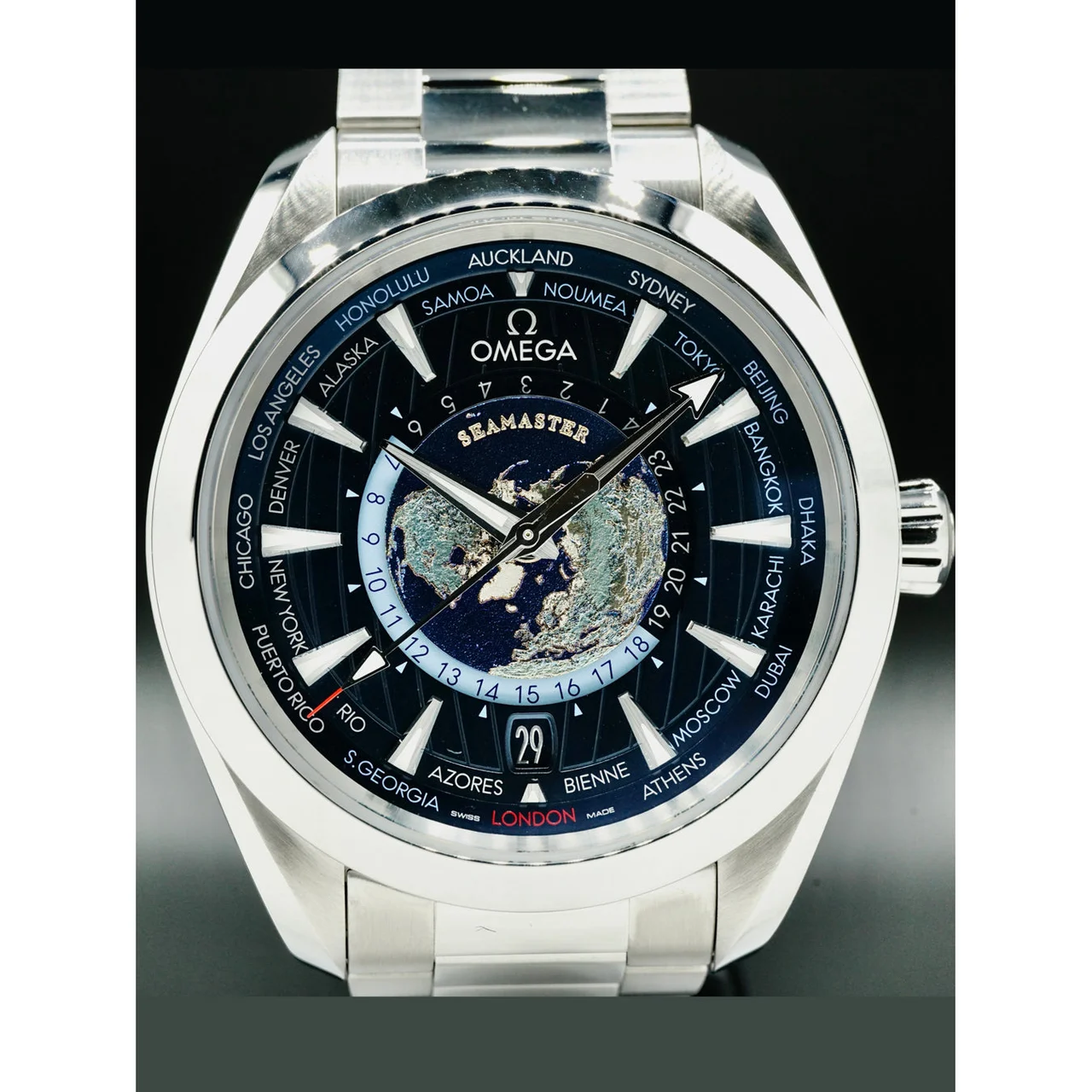 OMEGA Seamaster Aqua Terra 150m GMT World Timer 43mm on Bracelet 220.10.43.22.03.001 POC210000076246 43 mm kol saati