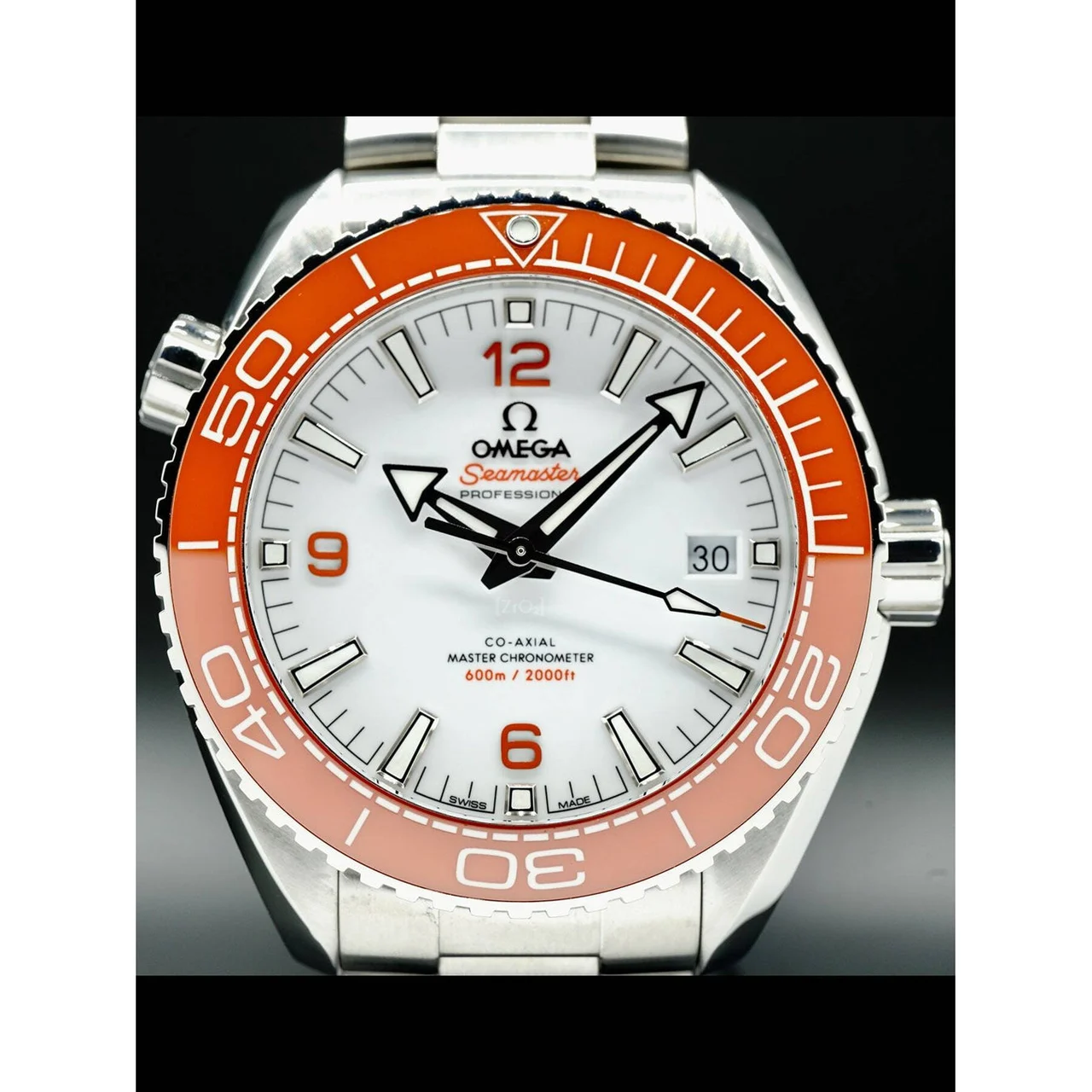OMEGA Seamaster Planet Ocean 600M Master Chronometer Orange 215.30.44.21.04.001 210000032011 43.5 mm kol saati