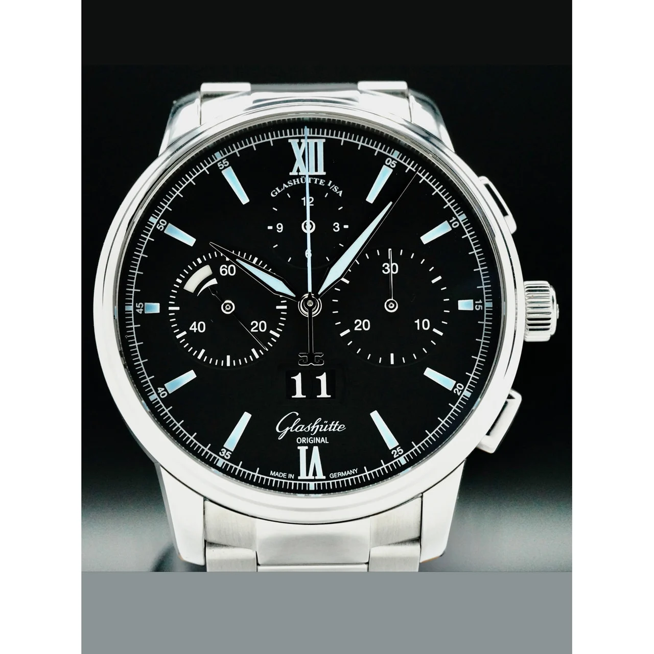 Glashutte Original Glashütte Original 1-37-01-03-02-71 Senator Chronograph Panorama Date Black Dial on Bracelet 210000049923 42 mm kol saati