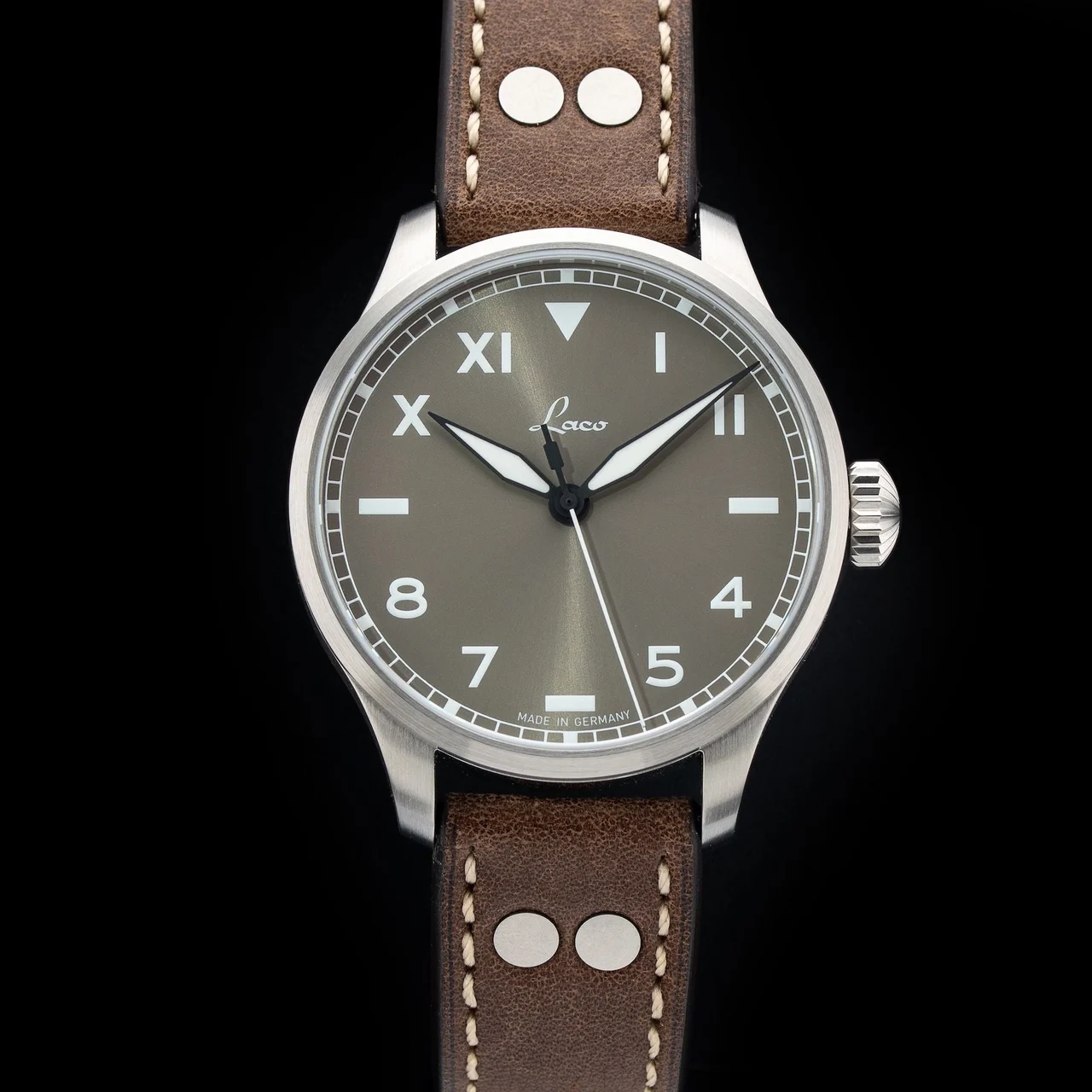 Laco Pilot Watches Basic Augsburg 42 Taupe California 210009N32743 kol saati
