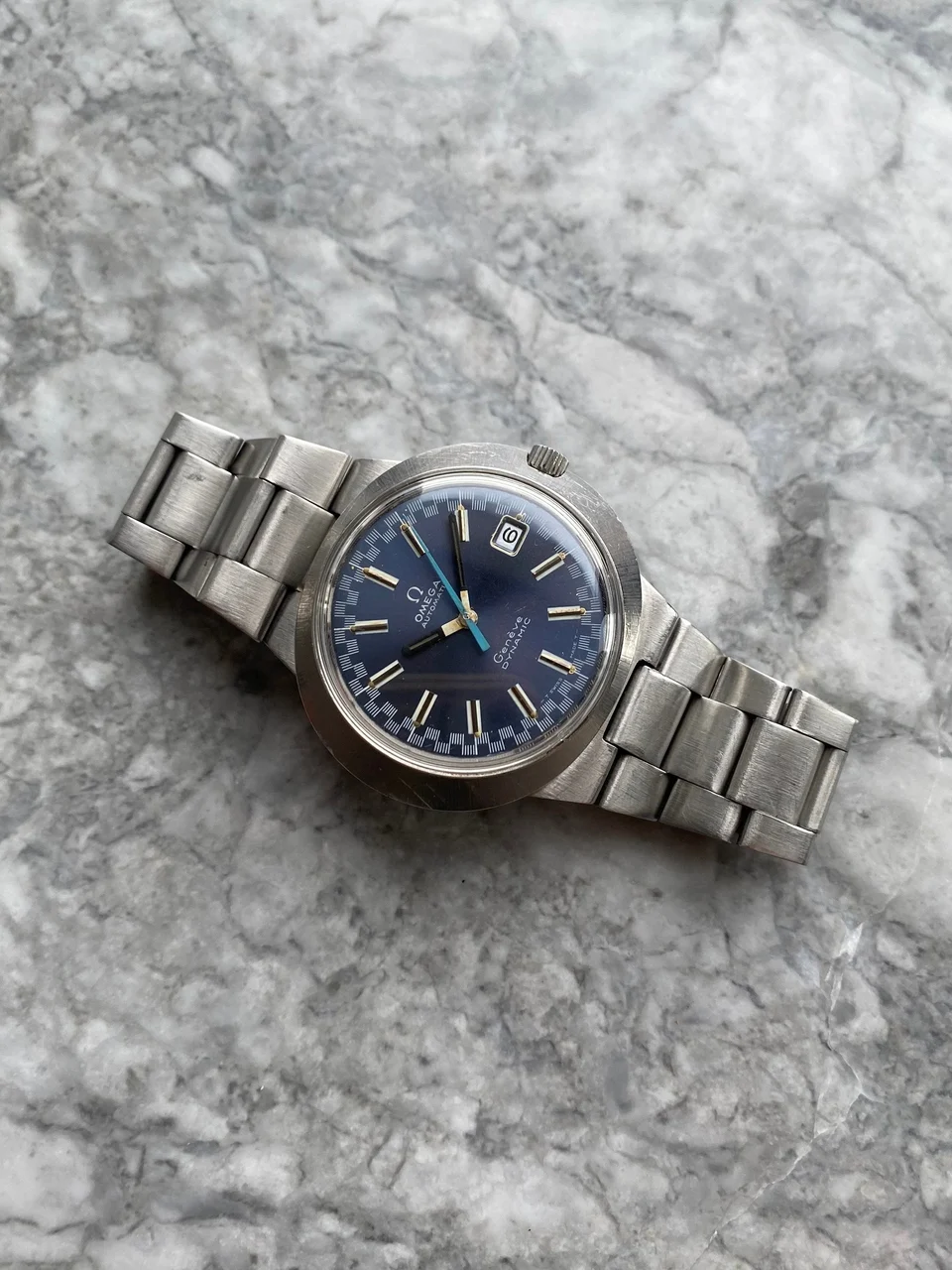 OMEGA Dynamic SQ5811366 38 mm kol saati