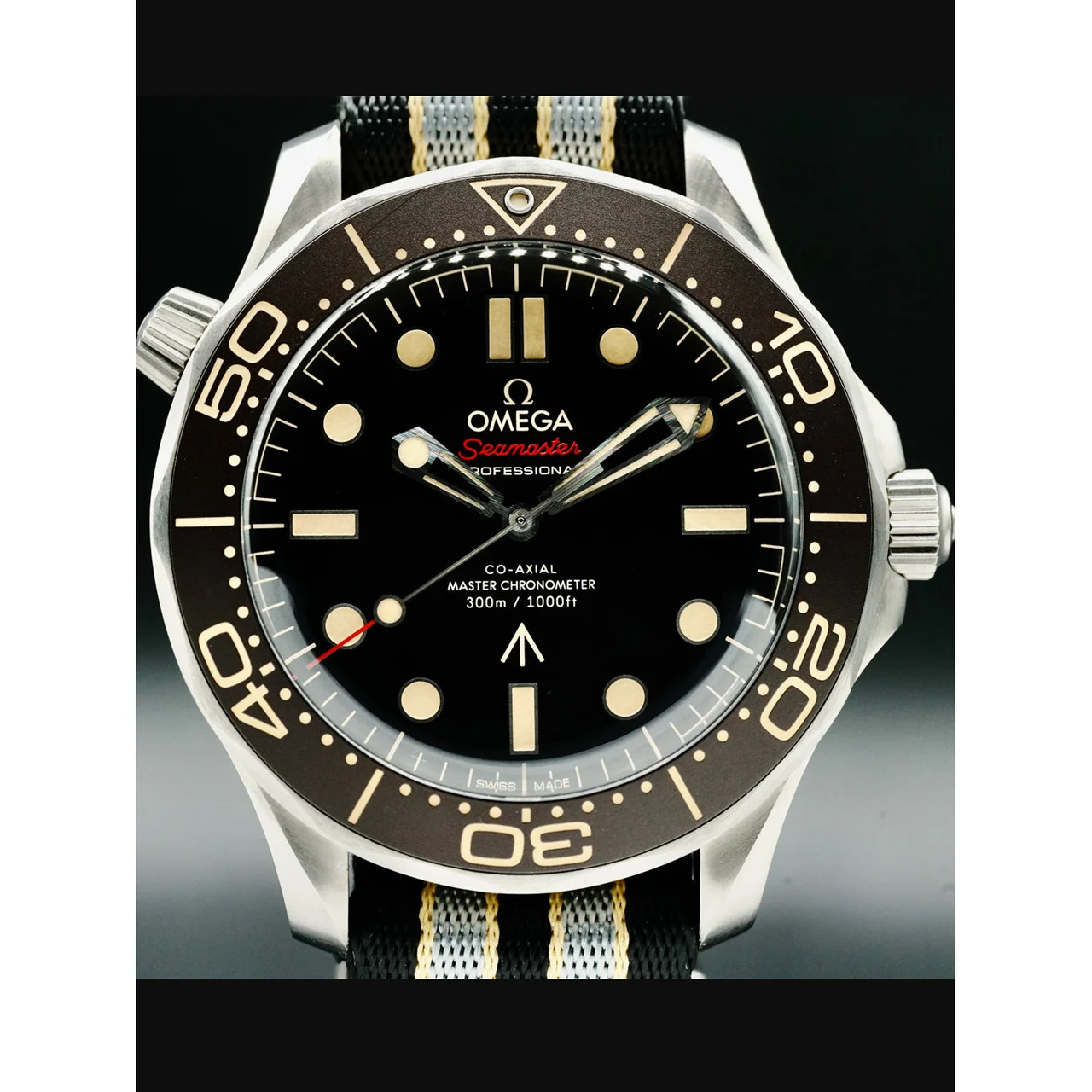 OMEGA Seamaster Diver 300 007 Edition 210.90.42.20.01.001 210000036195 42 mm kol saati