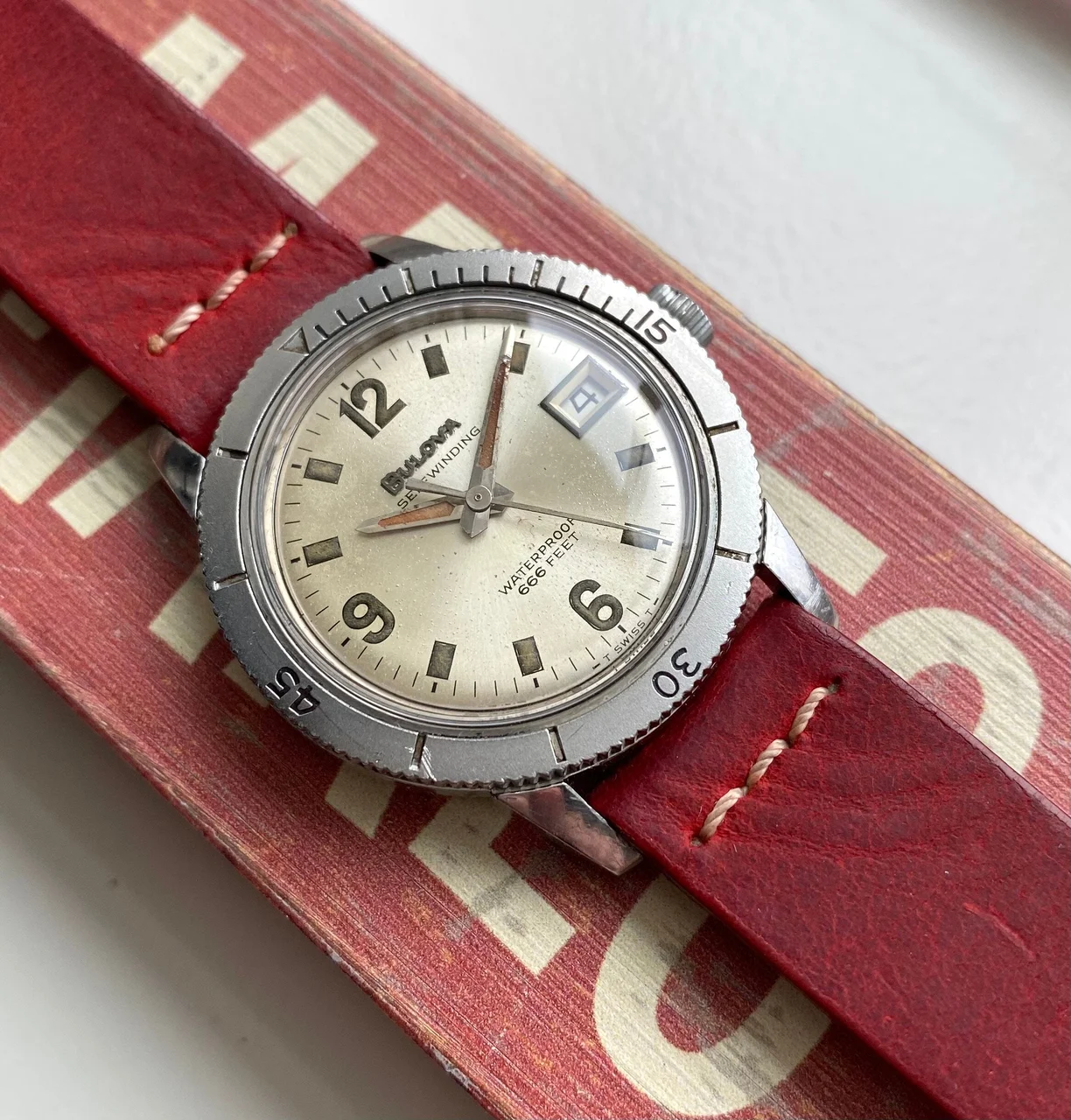 Bulova Snorkel SQ8067584 18 mm kol saati