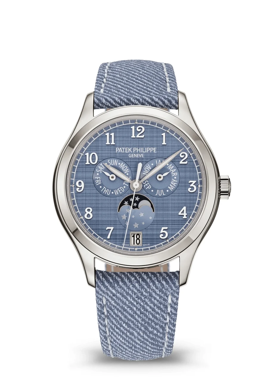 Patek Philippe Complications 4946G-001 38 mm kol saati