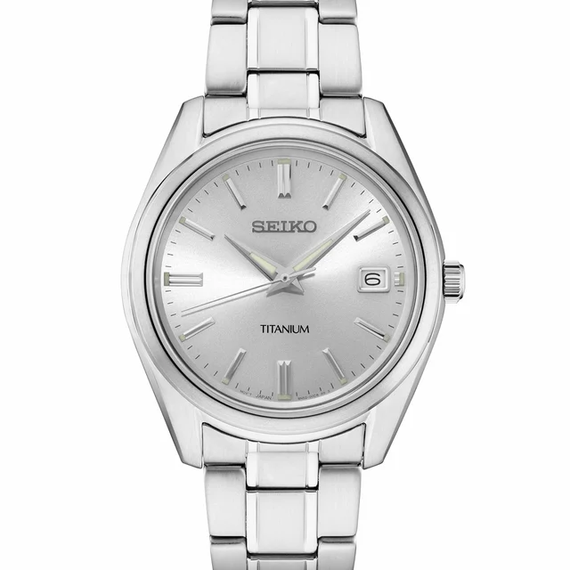 Seiko Titanium Quartz Watch with Sapphire Crystal and Titanium Bracelet SUR369 kol saati