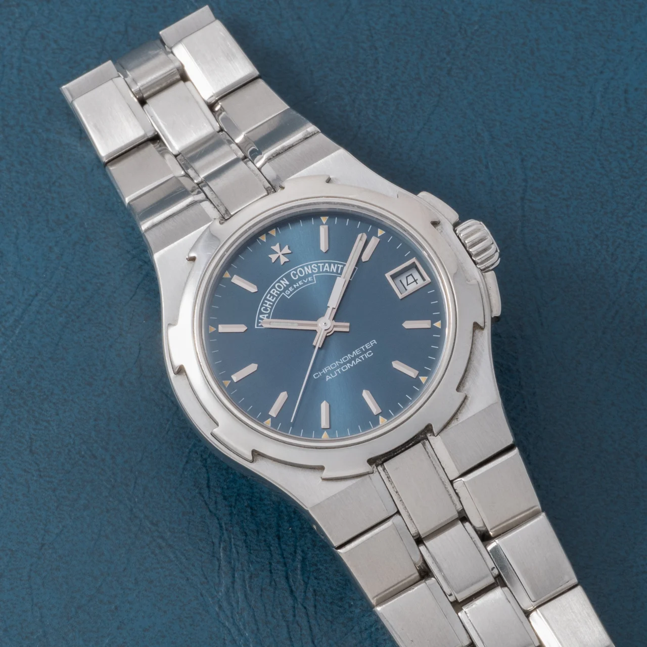 Vacheron Constantin Overseas 40992338 35 mm kol saati